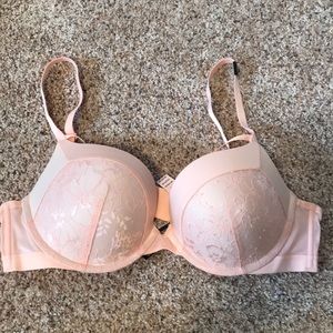 Victoria’s Secret Push Up Bra